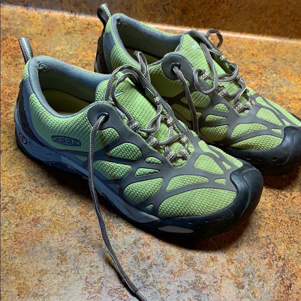 Keen hiking shoes